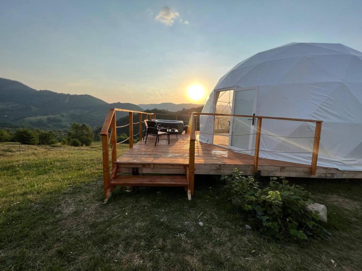 Отель Starry Dome - Manta'S Retreat Glamping Cornereva Экстерьер фото