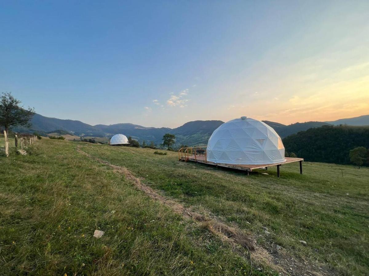 Отель Starry Dome - Manta'S Retreat Glamping Cornereva Экстерьер фото