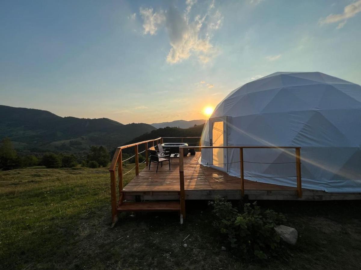 Отель Starry Dome - Manta'S Retreat Glamping Cornereva Экстерьер фото